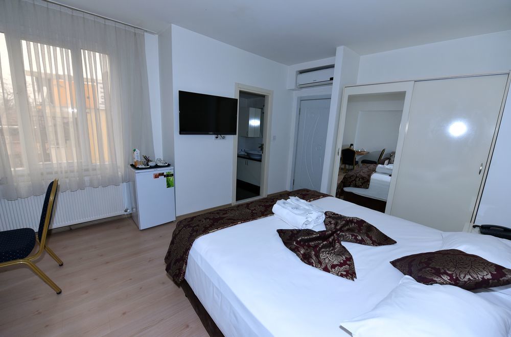 Beyaz Koesk Hotel Istanbul Exterior photo