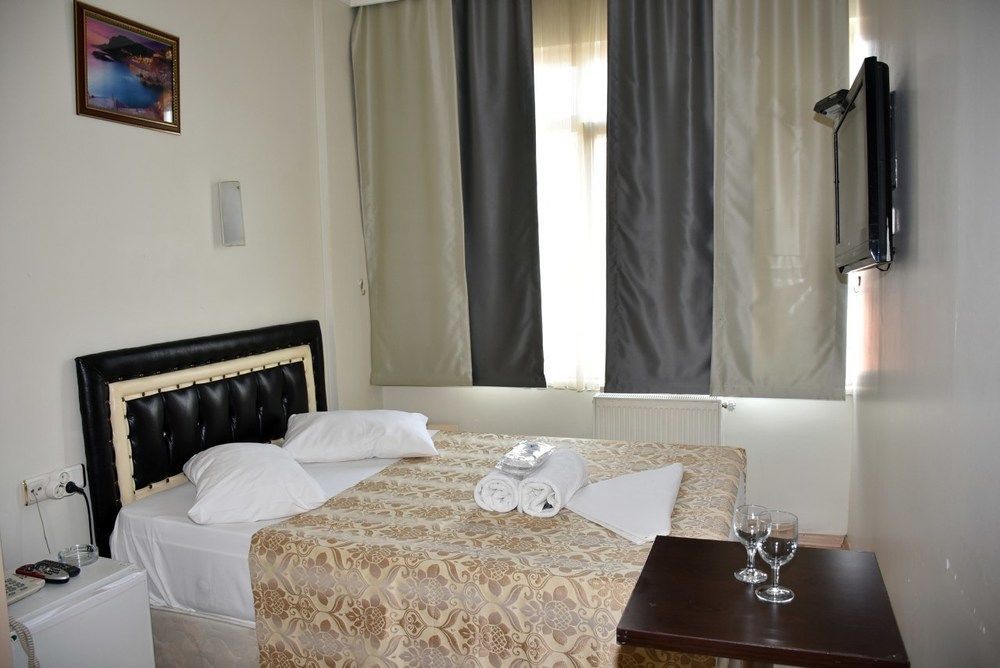 Beyaz Koesk Hotel Istanbul Exterior photo