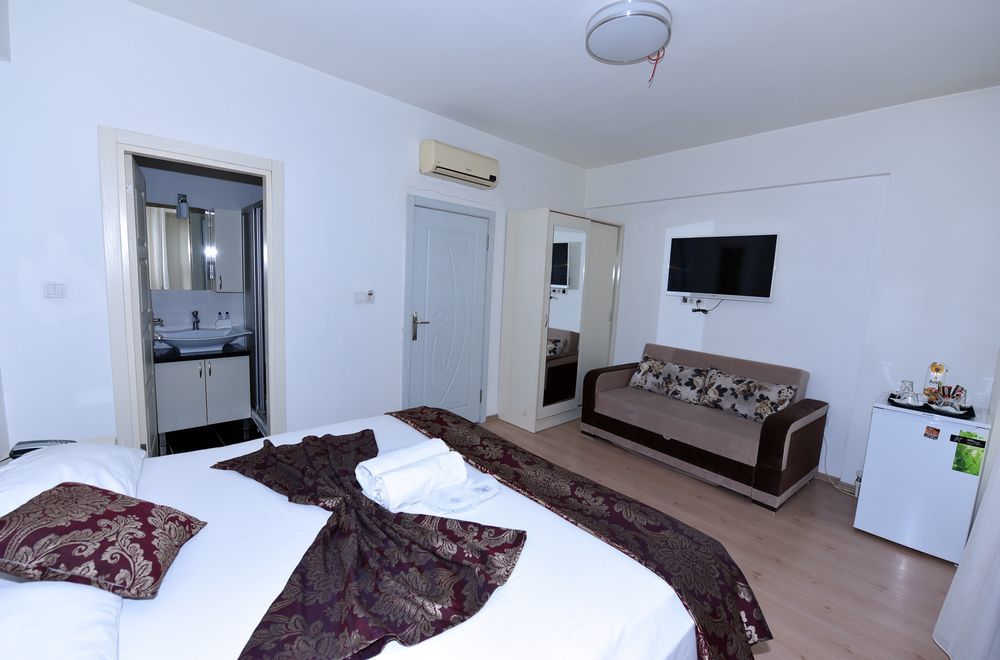 Beyaz Koesk Hotel Istanbul Exterior photo